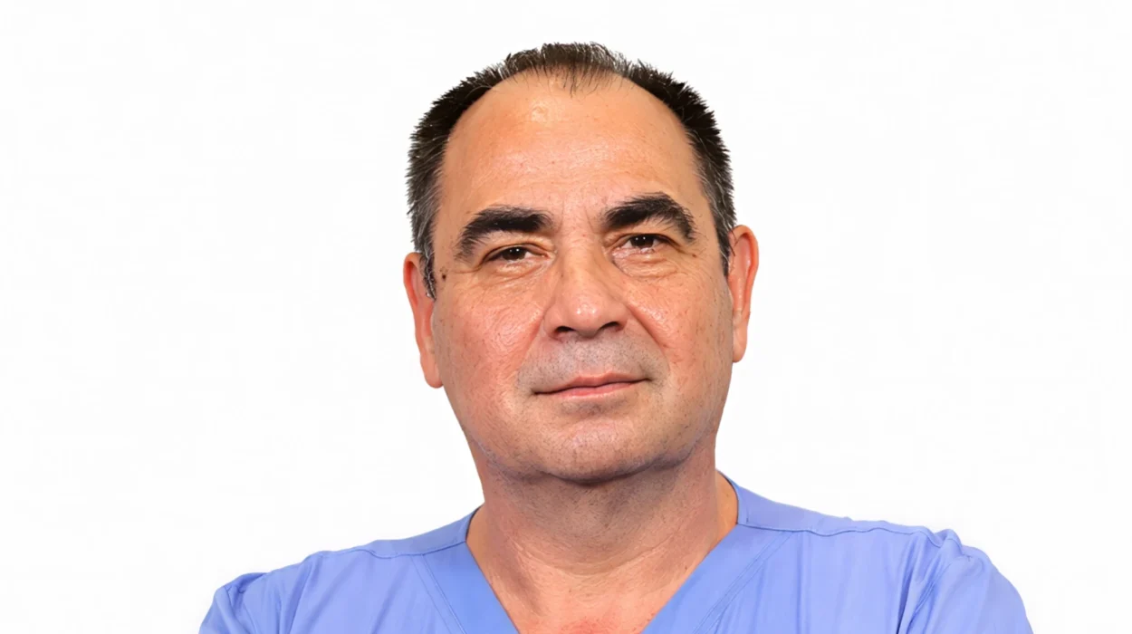 Spec Dr Vet Med Andrija Daković